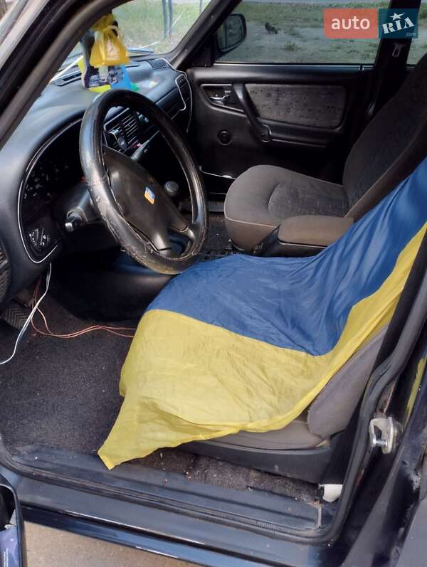 Седан ГАЗ 31105 Волга 2006 в Харькове