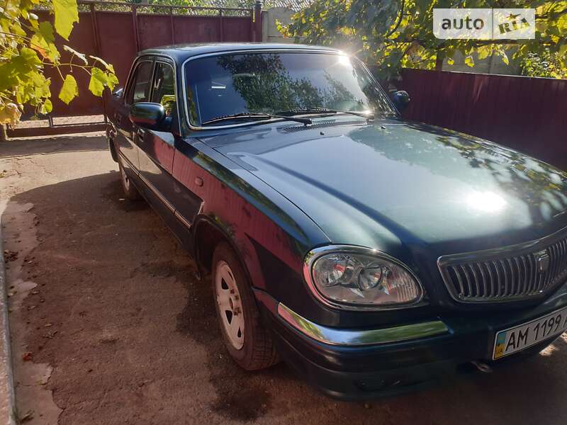 Седан ГАЗ 31105 Волга 2004 в Черняхове