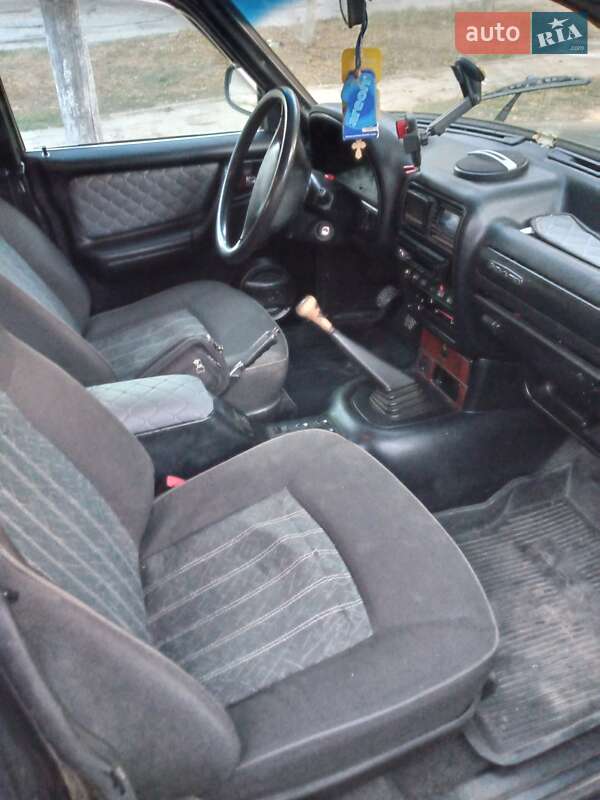 Седан ГАЗ 31105 Волга 2004 в Болграде