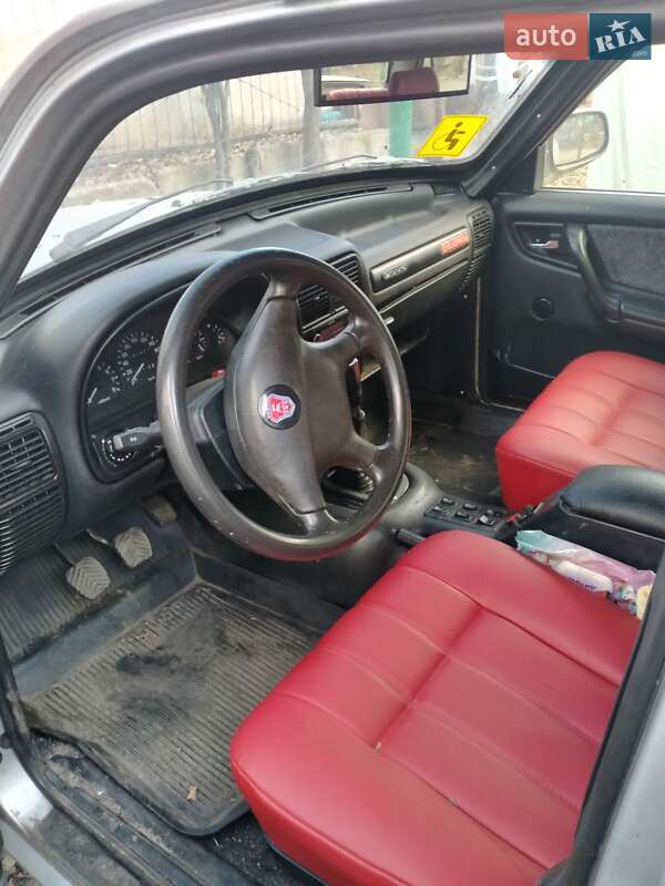 Седан ГАЗ 31105 Волга 2005 в Запоріжжі