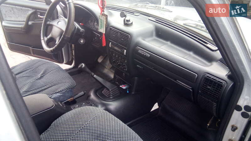 Седан ГАЗ 31105 Волга 2007 в Чернігові