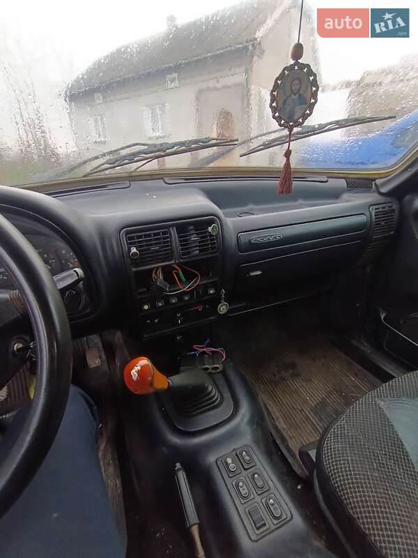 Седан ГАЗ 31105 Волга 2005 в Городке фото 13 Седан ГАЗ 31105 Волга 2005 в Городке