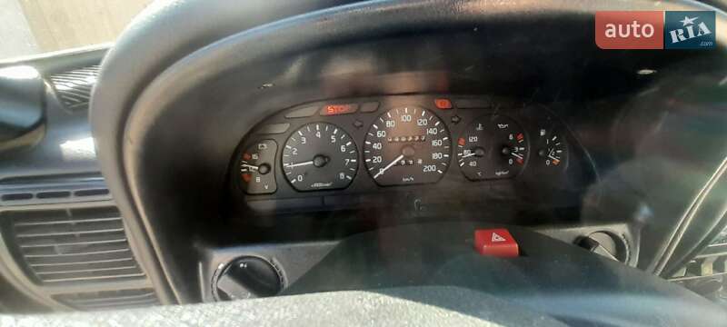 Седан ГАЗ 31105 Волга 2005 в Радомишлі