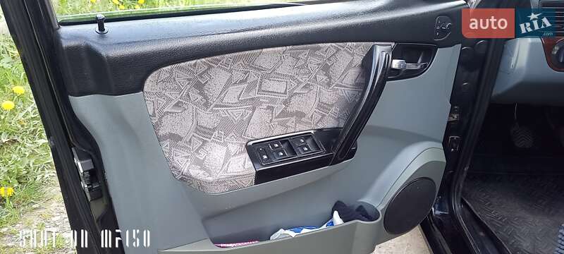 Седан ГАЗ 31105 Волга 2008 в Львове