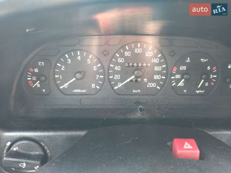 Седан ГАЗ 31105 Волга 2004 в Кривом Роге фото 13 Седан ГАЗ 31105 Волга 2004 в Кривом Роге