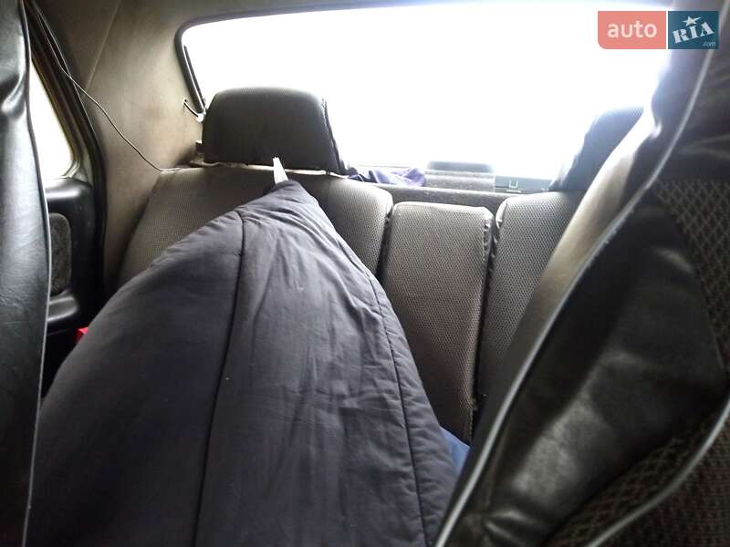 Седан ГАЗ 31105 Волга 2004 в Долинской