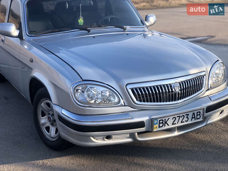 Седан ГАЗ 31105 Волга 2005 в Ровно