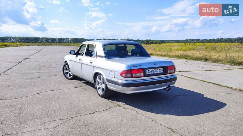 Седан ГАЗ 31105 Волга 2008 в Малині