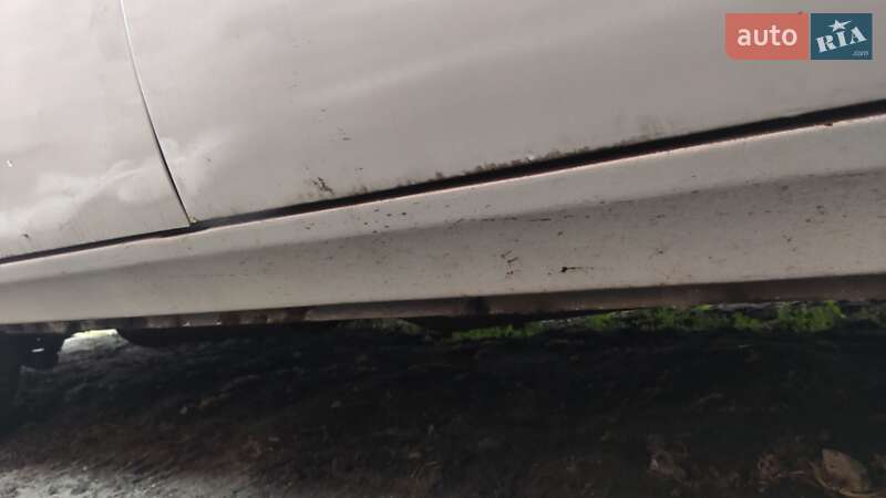 Седан ГАЗ 31105 Волга 2008 в Малині