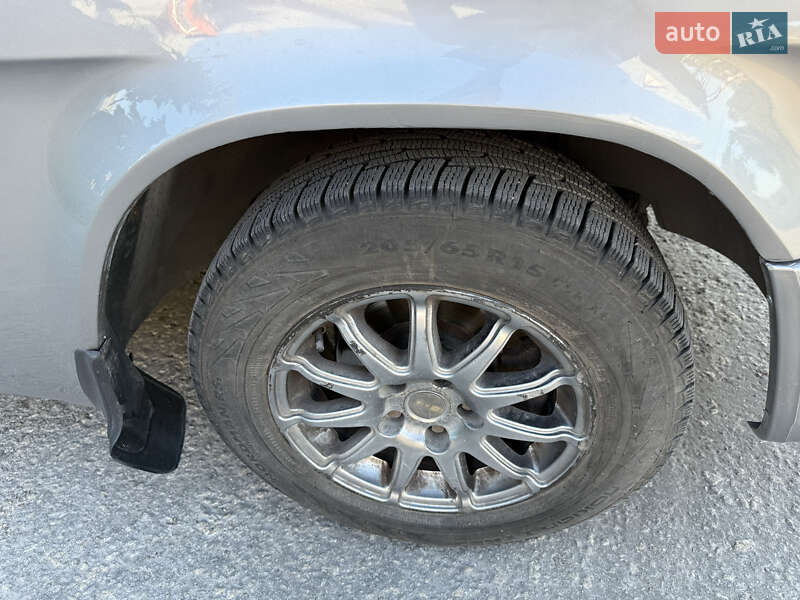 Седан ГАЗ 31105 Волга 2007 в Кременці