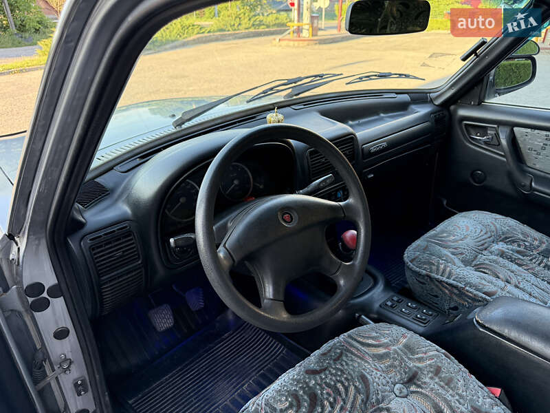 Седан ГАЗ 31105 Волга 2007 в Кременці