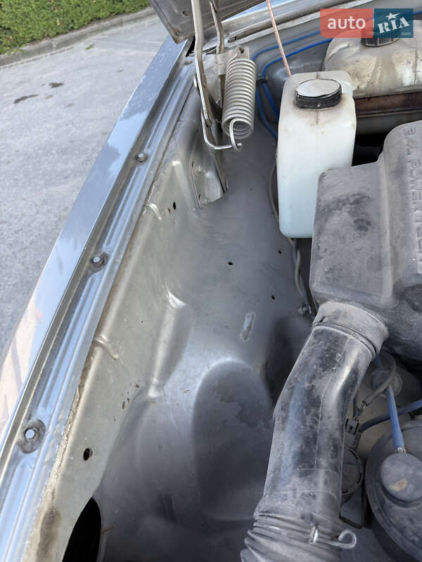 Седан ГАЗ 31105 Волга 2007 в Кременці