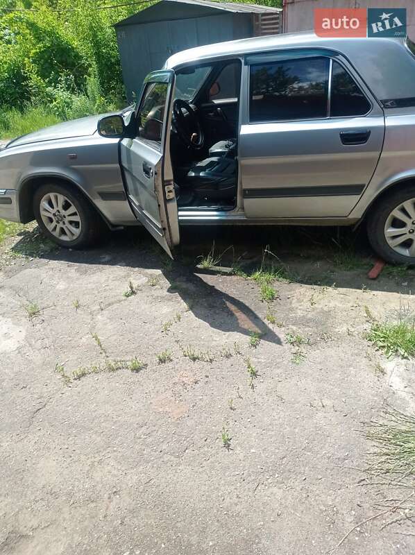 Седан ГАЗ 31105 Волга 2005 в Сумах