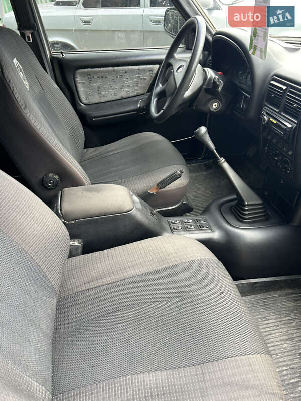 Седан ГАЗ 31105 Волга 2006 в Запоріжжі