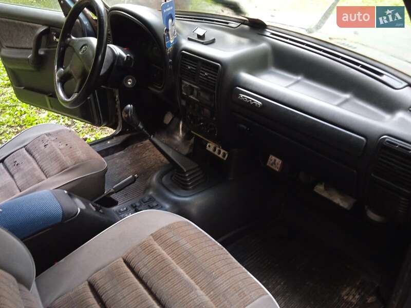 Седан ГАЗ 31105 Волга 2006 в Сумах