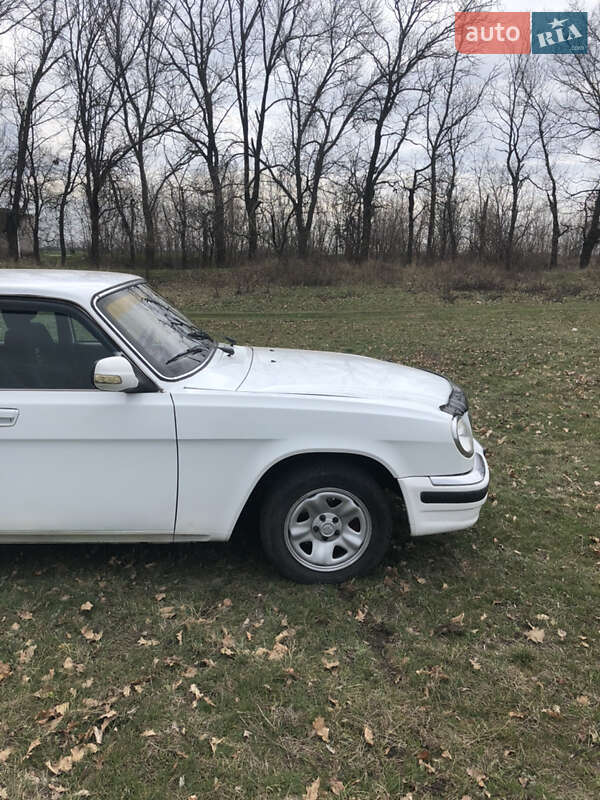 Седан ГАЗ 31105 Волга 2008 в Кривом Роге