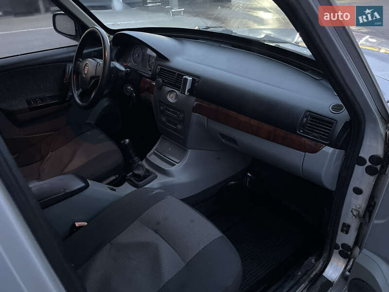 Седан ГАЗ 31105 Волга 2008 в Вінниці