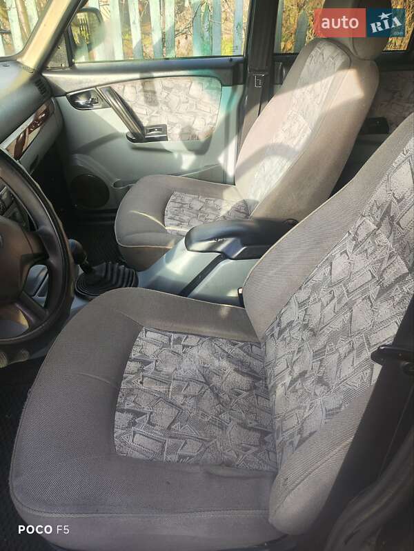 Седан ГАЗ 31105 Волга 2008 в Очакове