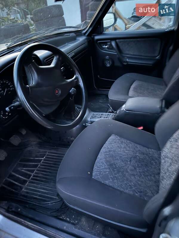 Седан ГАЗ 31105 Волга 2005 в Киеве фото 5 Седан ГАЗ 31105 Волга 2005 в Киеве