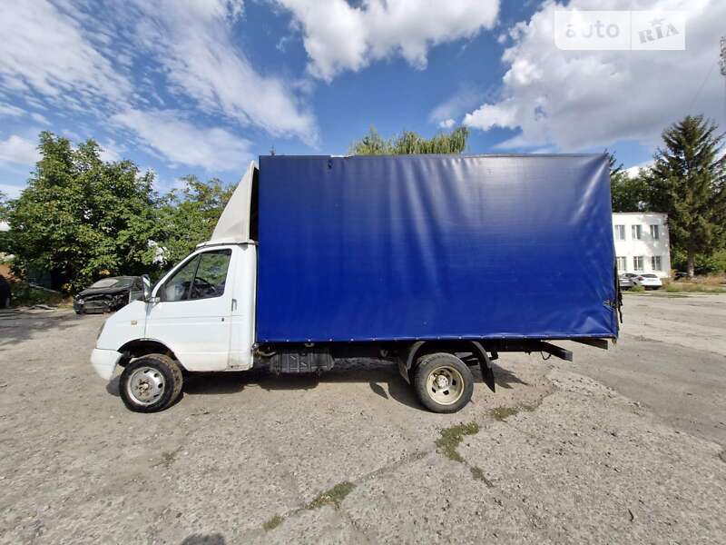Вантажний фургон ГАЗ 3302 Газель 2003 в Умані