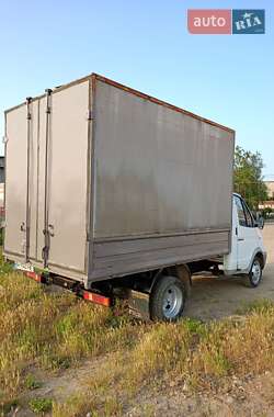 Грузовой фургон ГАЗ 3302 Газель 2003 в 