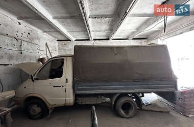Вантажний фургон ГАЗ 3302 Газель 2002 в Ромнах