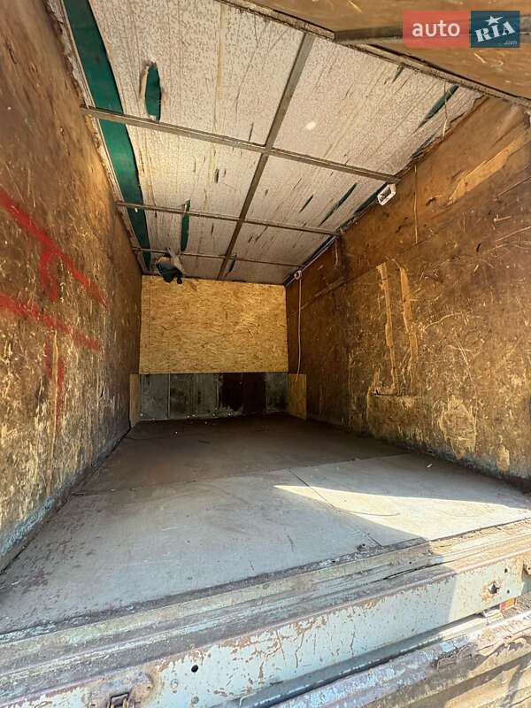 Грузовой фургон ГАЗ 3302 Газель 1999 в Славянске