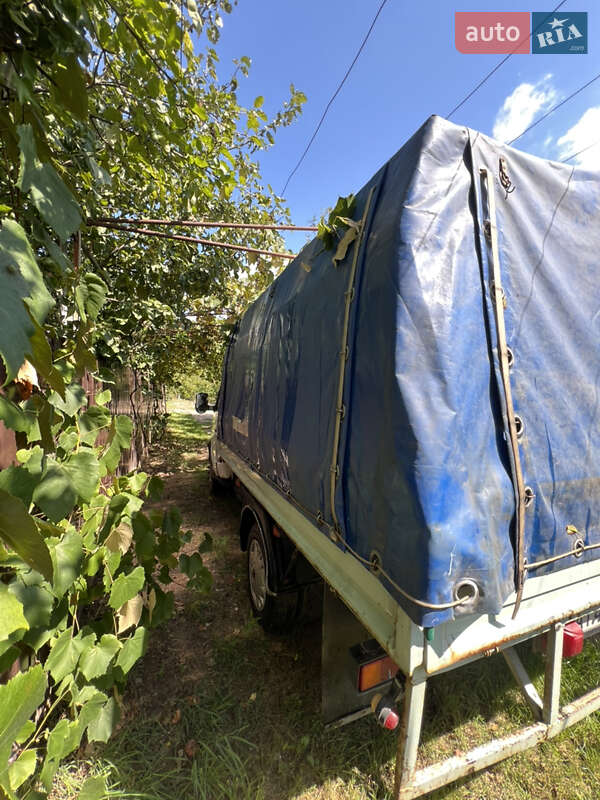 Тентований ГАЗ 3302 Газель 2002 в Києві фото 4 Тентований ГАЗ 3302 Газель 2002 в Києві