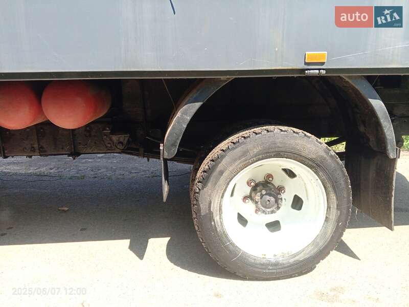 Вантажопасажирський фургон ГАЗ 3302 Газель 2006 в Чернігові фото 5 Вантажопасажирський фургон ГАЗ 3302 Газель 2006 в Чернігові