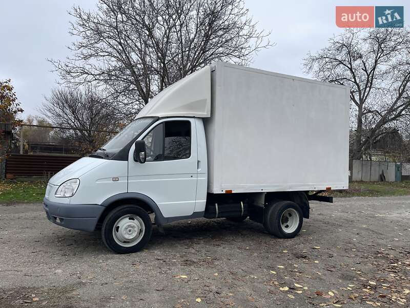 Вантажний фургон ГАЗ 3302 Газель 2010 в Запоріжжі