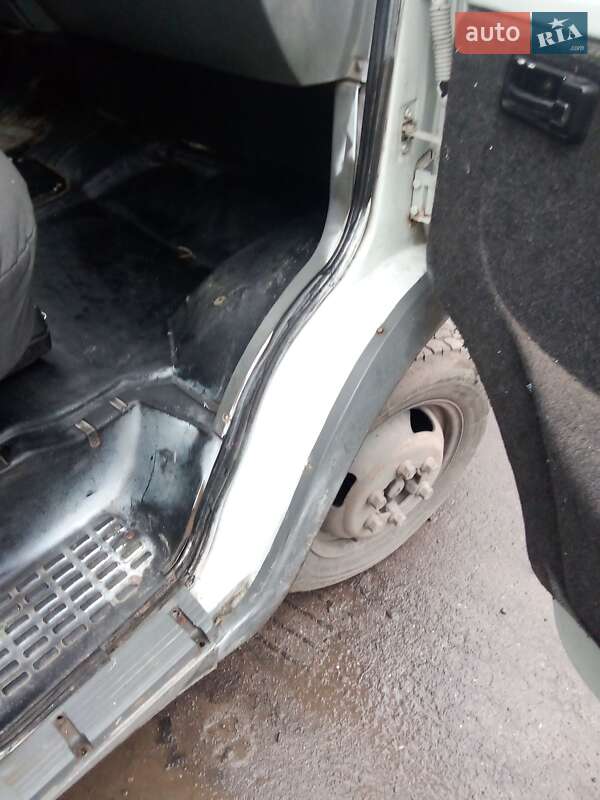 Вантажний фургон ГАЗ 3302 Газель 2007 в Хмельницькому фото 5 Вантажний фургон ГАЗ 3302 Газель 2007 в Хмельницькому