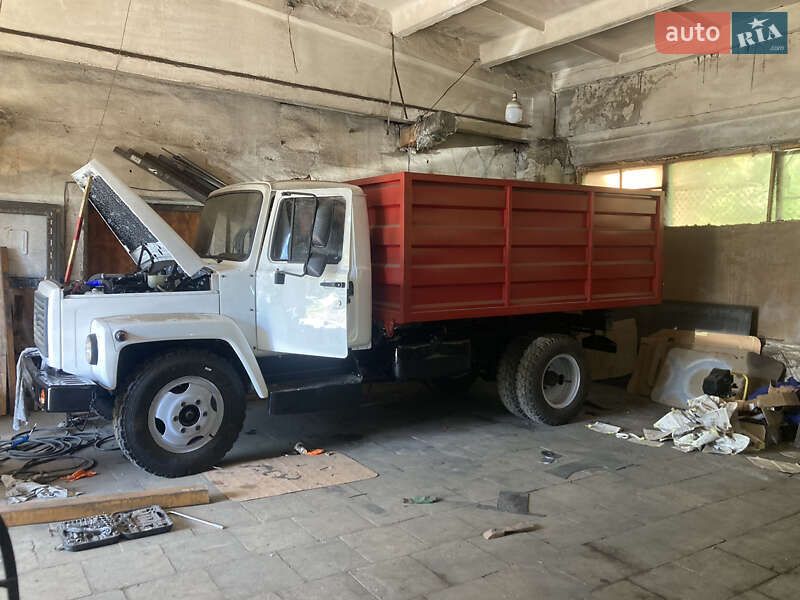 Самосвал ГАЗ 3307 1993 в Благовещенском