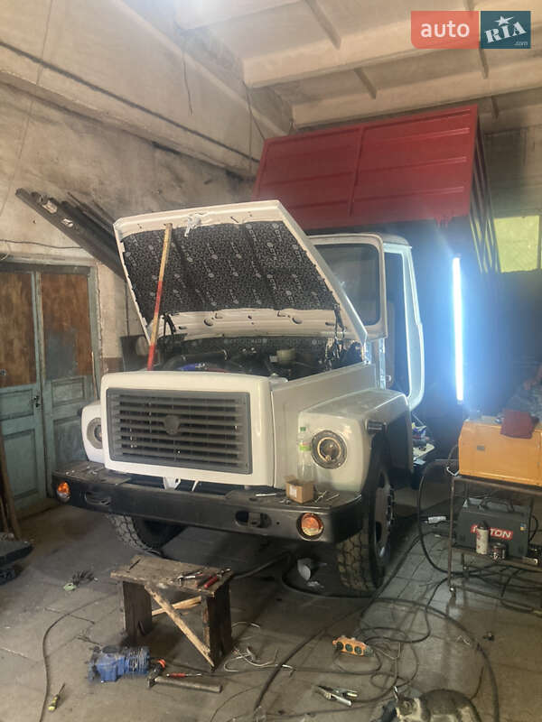 Самосвал ГАЗ 3307 1993 в Благовещенском