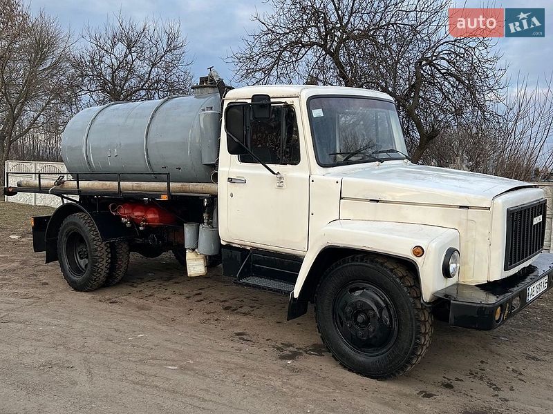 Цистерна ГАЗ 3307 1992 в Синельниково
