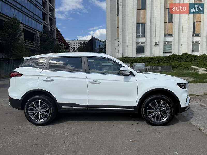 Внедорожник / Кроссовер Geely Atlas Pro 2022 в Киеве