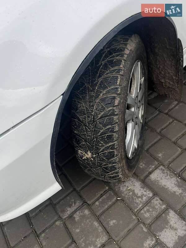 Седан Geely CK-2 2013 в Тетієві