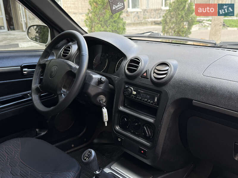 Седан Geely CK-2 2011 в Днепре