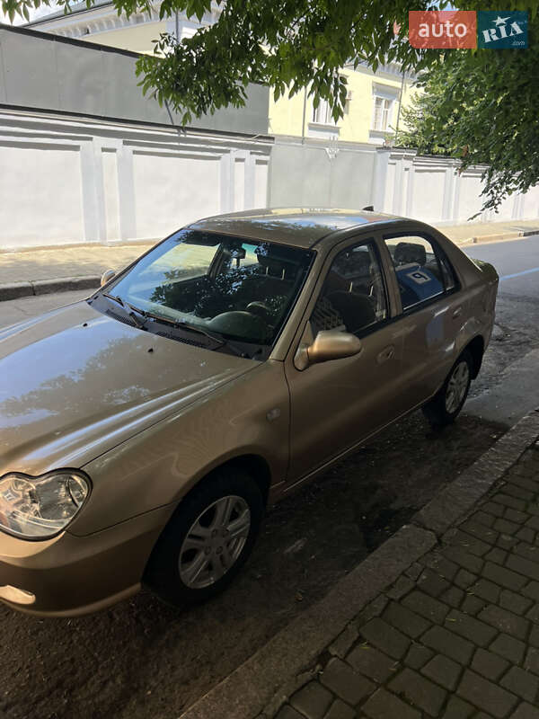 Седан Geely CK-2 2013 в Чернівцях