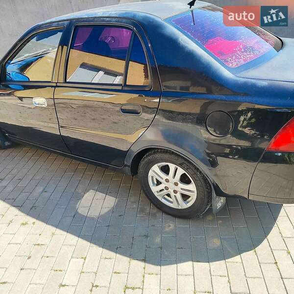 Седан Geely CK-2 2012 в Деражне