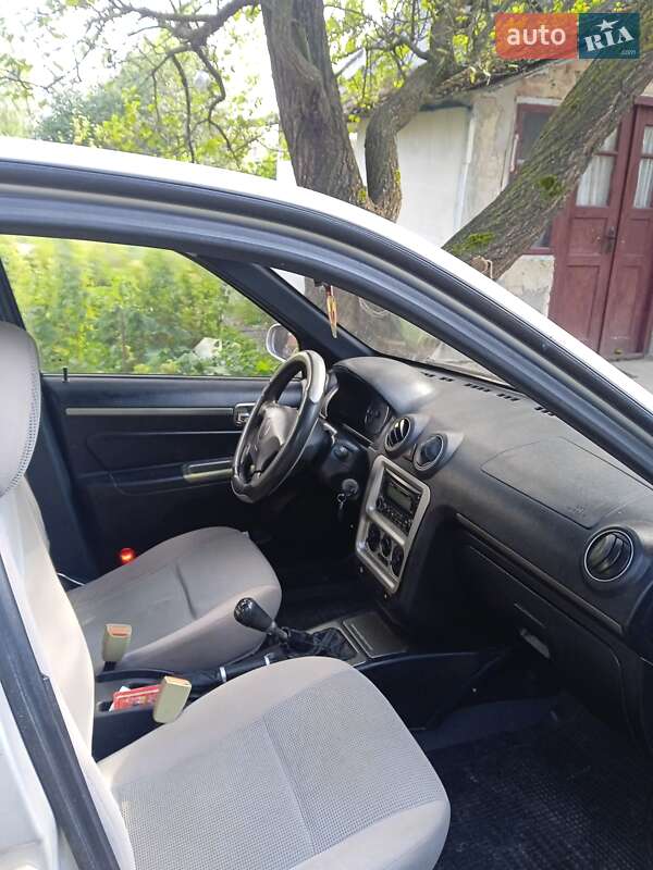 Седан Geely CK 2009 в Дубно