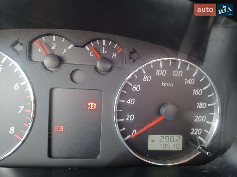 Седан Geely CK 2011 в Монастириській
