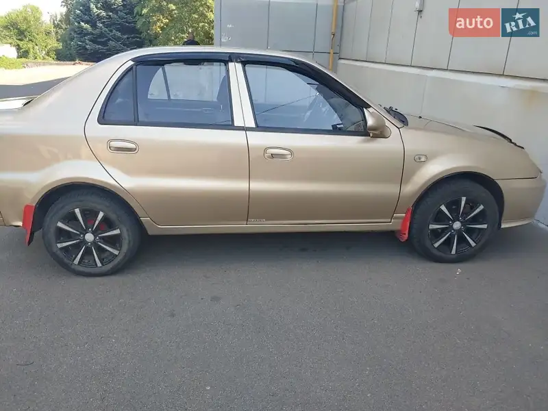Geely CK 2010