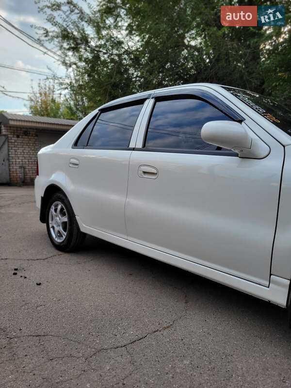 Седан Geely CK 2012 в Кривом Роге
