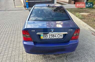 Седан Geely CK 2012 в  фото 2 Седан Geely CK 2012 в