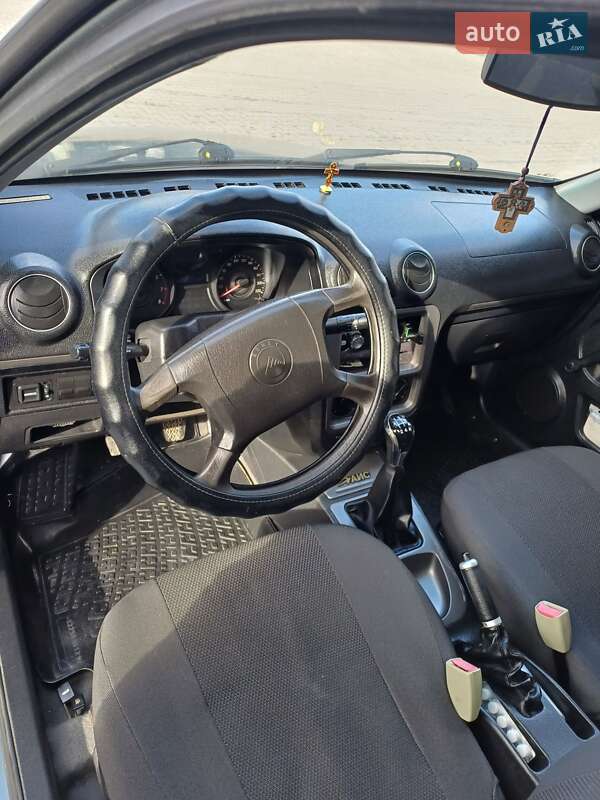 Седан Geely CK 2012 в Герце