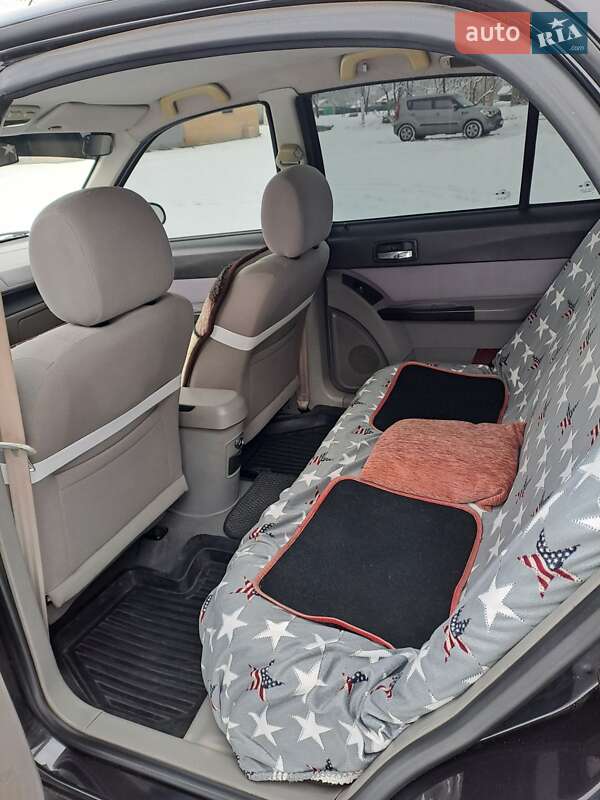 Седан Geely CK 2008 в Краснограді