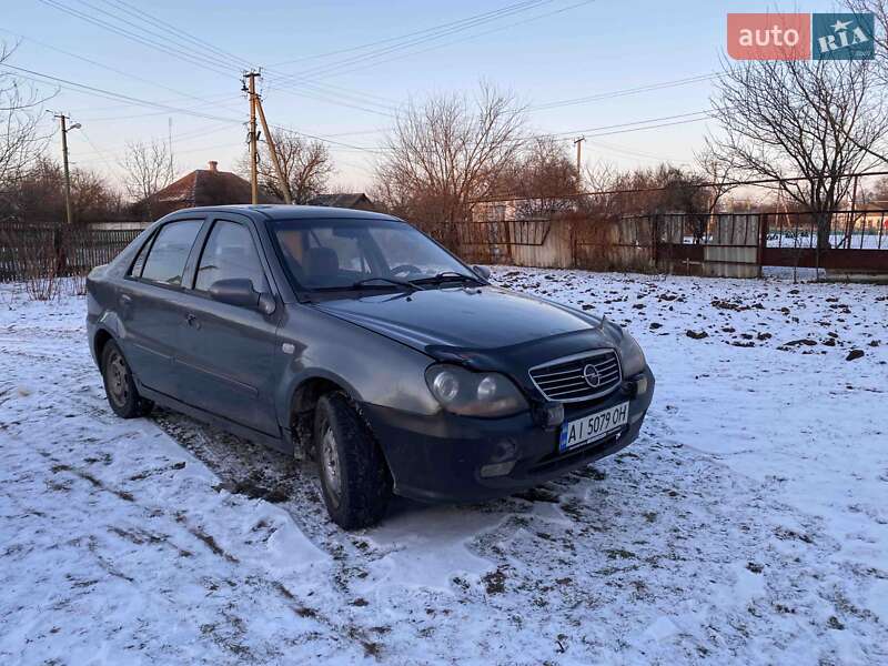 Седан Geely CK 2008 в Градизьку