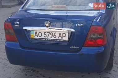 Седан Geely CK 2008 в Чинадієвому