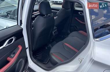 Позашляховик / Кросовер Geely Coolray 2023 в 