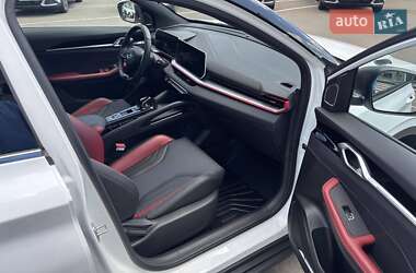 Позашляховик / Кросовер Geely Coolray 2023 в 